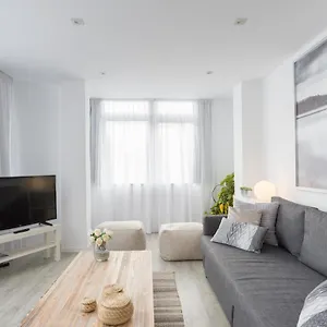  Apartament Urbe10 Angel Ganivet 2 Bedrooms Hiszpania