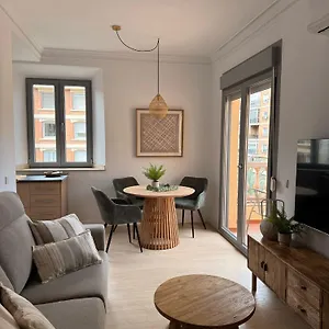 https://life-apartments-alameda-colon.1costadelsol.com